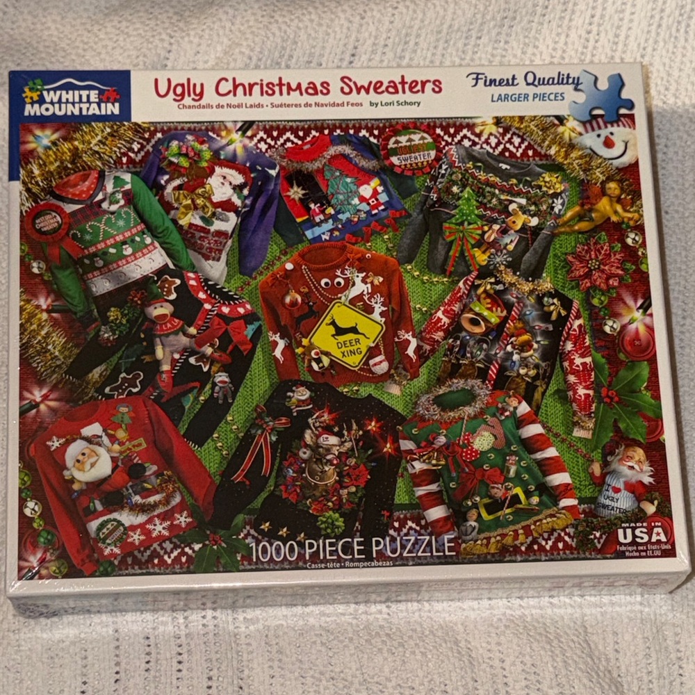 White‎ Mountain Festive Sweaters Puzzle